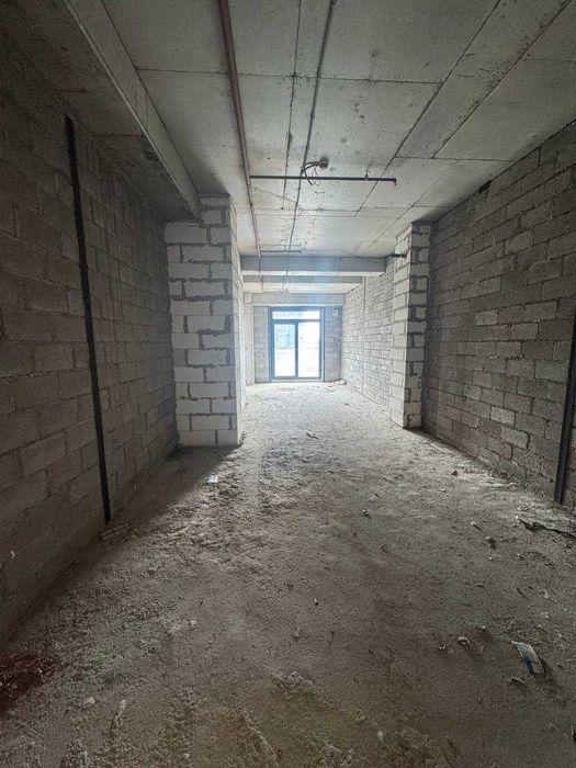 СРОЧНО ПРОДАЕТСЯ 2х ком квартира пойдет под ОФИС 83м2 с террассой