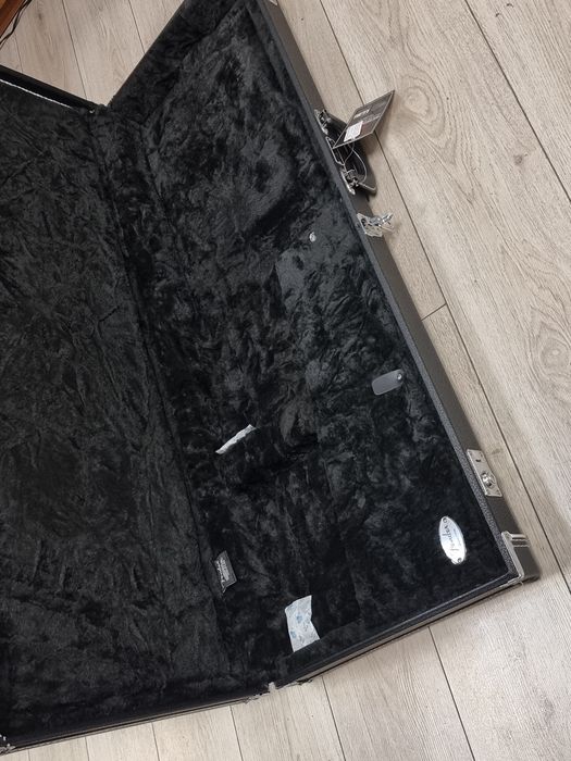 Amanet F28: Case Husa chitara electrica Fender CLSC SRS Jazzmaster