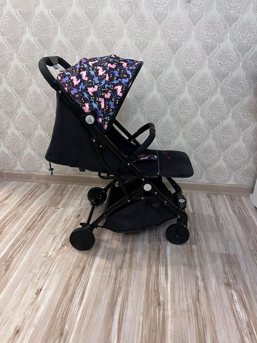 Продам прогулочную коляску
