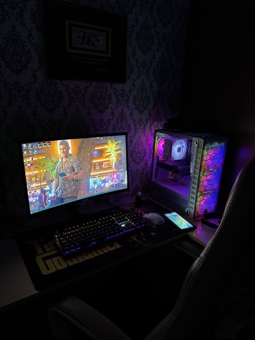 ПК: Ryzen 7 5700x RTX 3060 12 gb