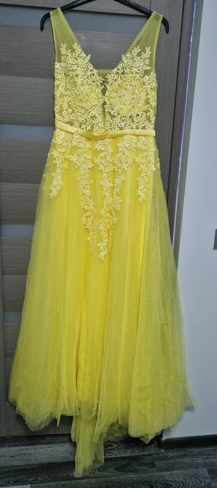 Rochie galbena lunga cu model paiete