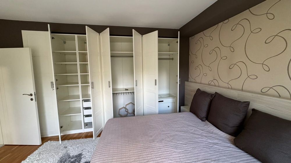 Продава се Тристаен апартамент в София, Гоце Делчев - 85 кв.м за 9 €/кв.м - Снимка #1