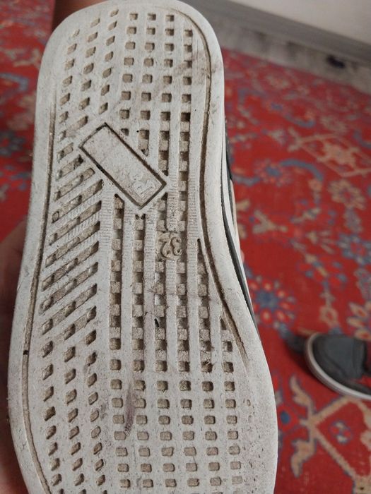 Детский обувь продаю