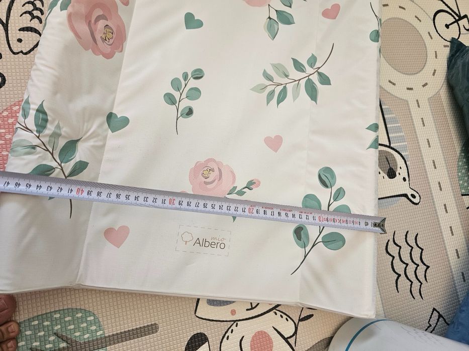Vad masa de infasat atasabila la patut / comoda + salteluta perna cu model floral