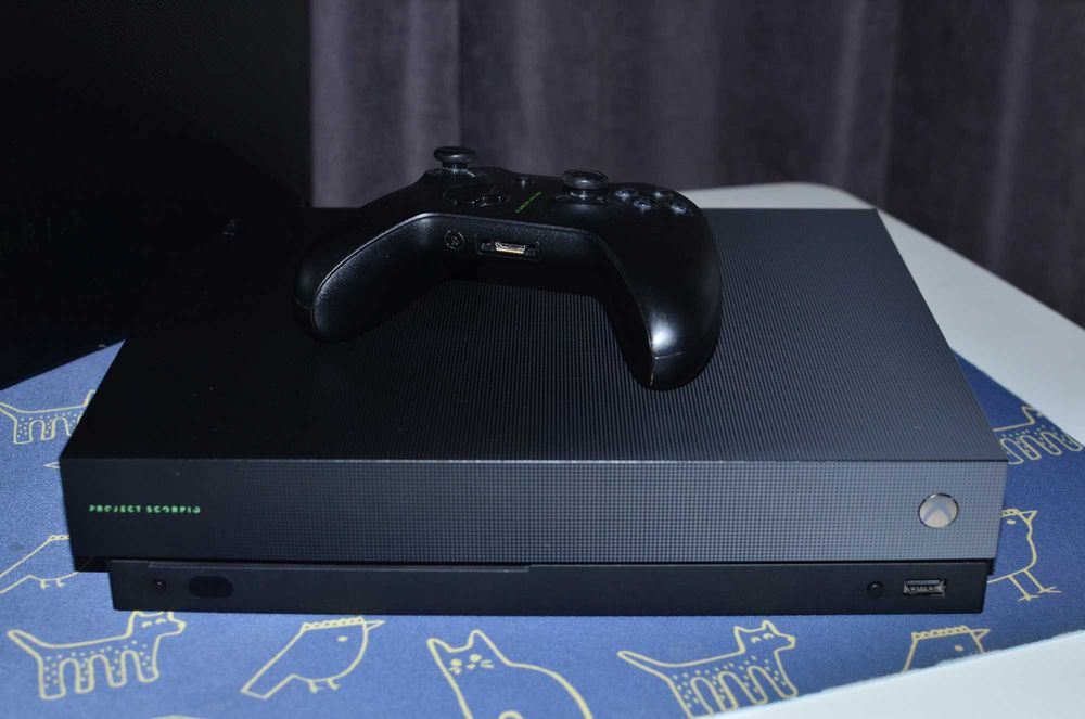 XBOX ONE X 1TB Scorpio Еdition