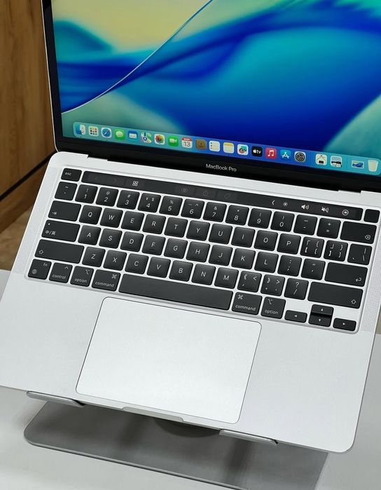 MacBook Pro M2 Touchbar