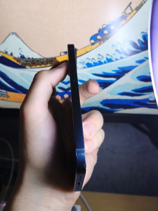 Продам iphone 13 128gb все в родне