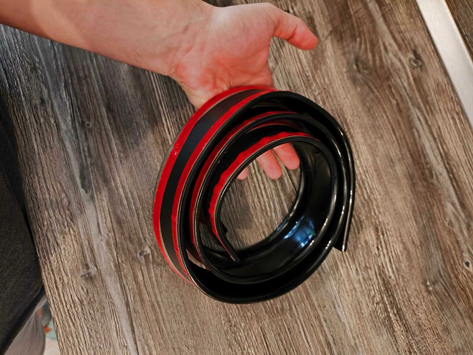 Универсален лип спойлер за багажник