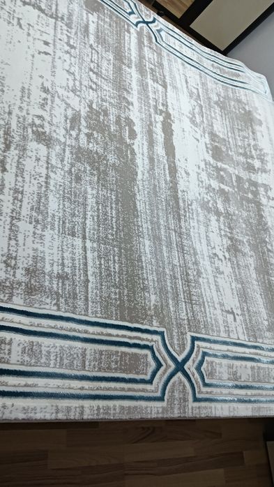 De vânzare covor nou