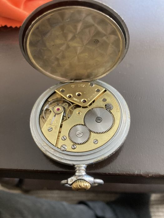 Оригинален швейцарски джобен часовник Omega