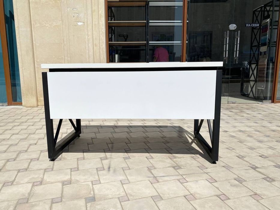 Офисный стол, лофт стол, стол для менеджеров