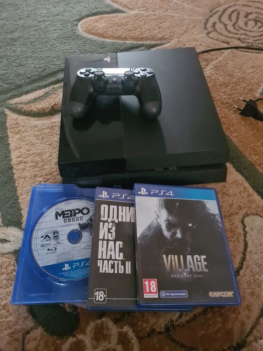 Продам  sony playstation 4