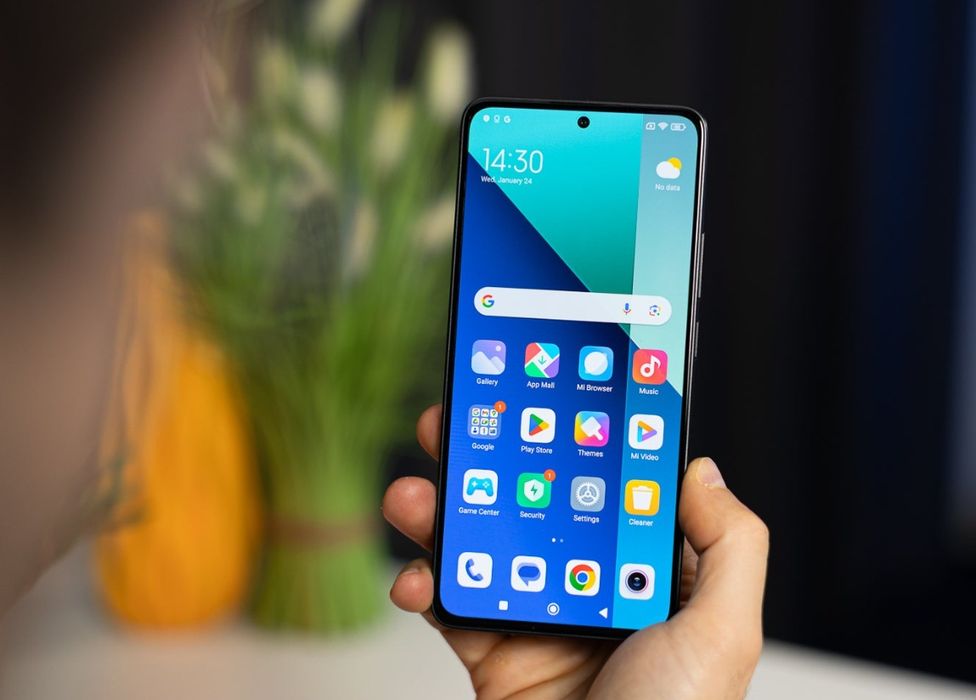 Продам смартфон Xiaomi Redmi Note 13 128 GB