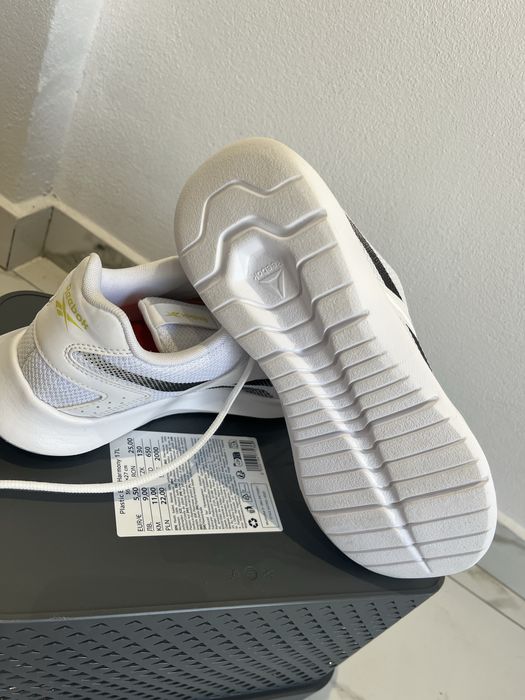 Adidasi Reebok barbati , marime 41 fit 41,5