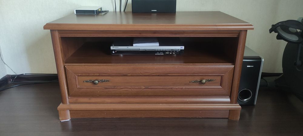 Мебель для гостиной и кровать