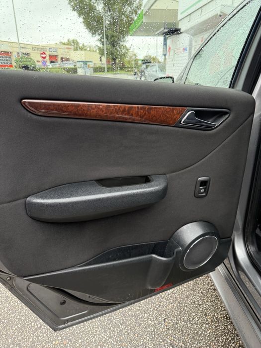 Мерцедес B класа 170 МЕТАН 2008 всичко платено