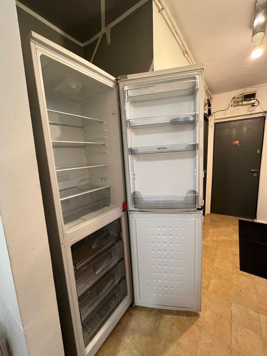 Închiriere 2 camere sector 4