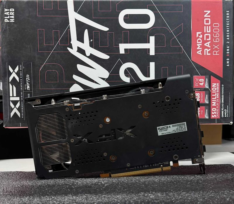 Placa video XFX Speedster SWFT 210 RX 6600 8GB GDDR6 - consum redus