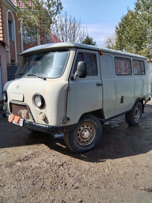 Авто УАЗ буханка 2010г
