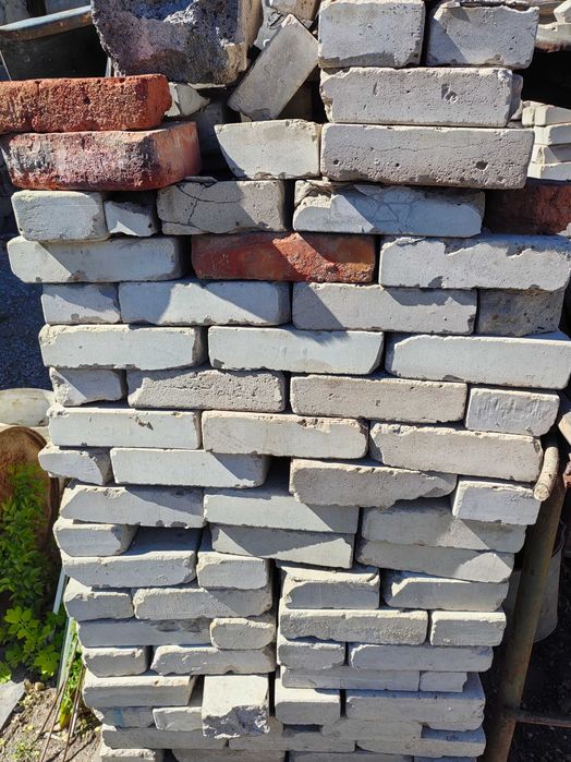 Кирпич   белый    б/у