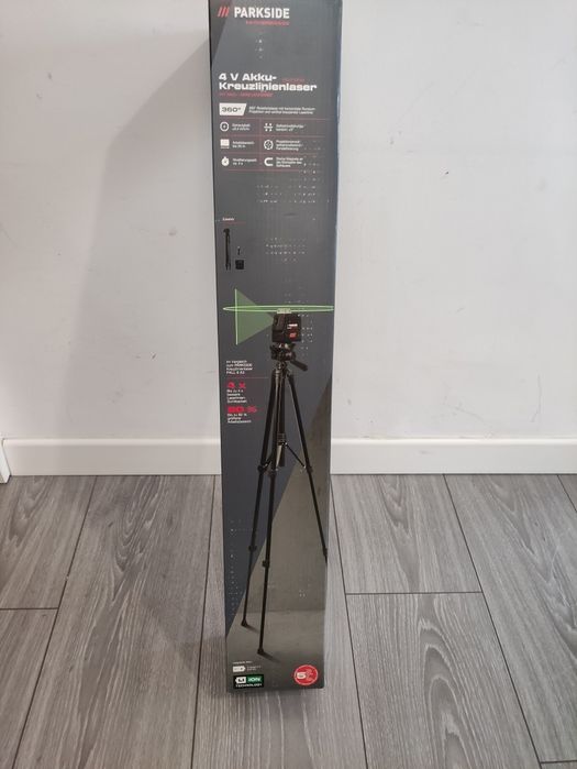 Laser cu trepied Parkside Performance cu linii in cruce