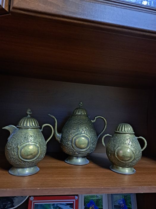 Латунь. Чайный набор старинный ..