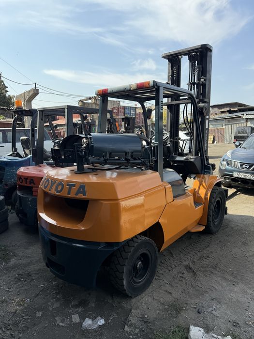 Toyota FGA50 2008г Вилочный погрузчик