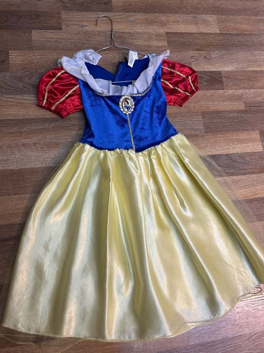 Rochie Alba ca Zapada