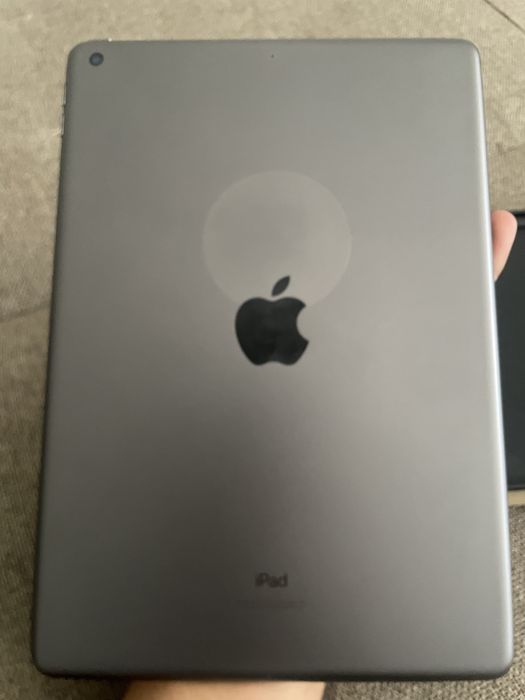 ipad 9, 3/64 ideal
