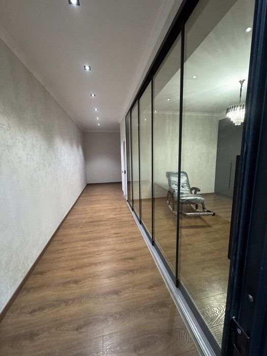 Продаётся новый евродом 1-соток  4-комнат массив Сабзавод Ташобласть