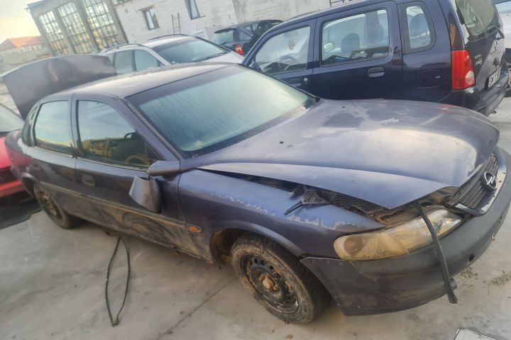 Macara geam fata stanga electrica 0 130 821 654 / 0130821654 Opel Vec