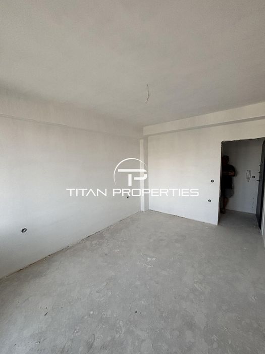 Продава се Тристаен апартамент в Бургас, Сарафово - 104 кв.м за 2000 €/кв.м - Снимка #1