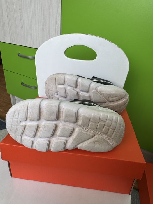 Маратонки размер 27