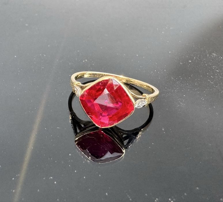 Inel aur rubin diamante