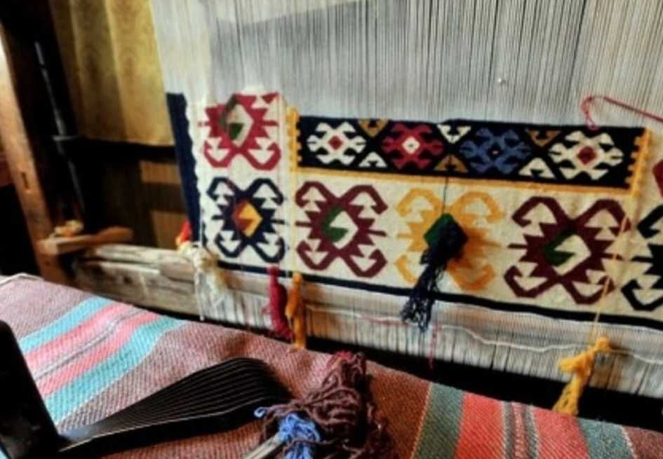 Продавам Професионален Вертикален  Стан – 2,70 м × 3,00 м