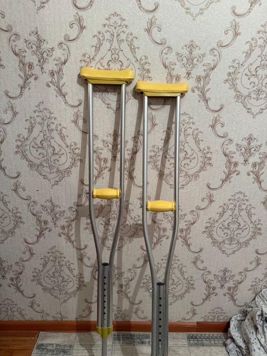 Продается костыль б/у