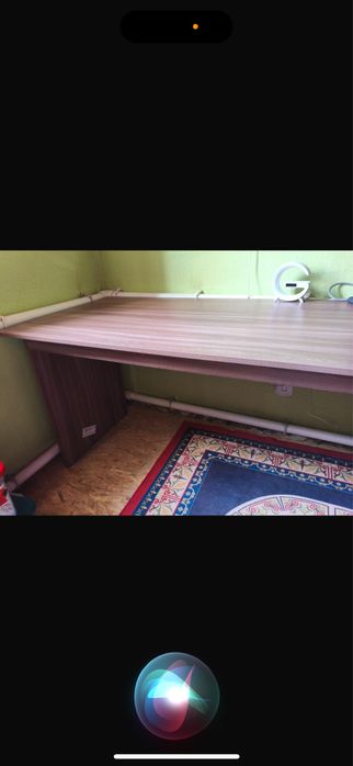 Продаю стол , сервант тумбу