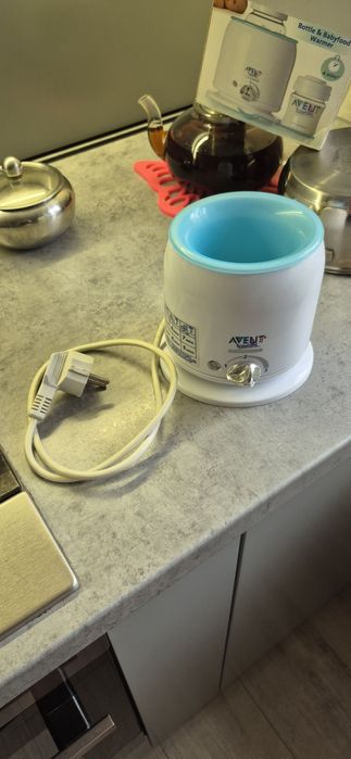 Продам подогреватель для бутылочек.