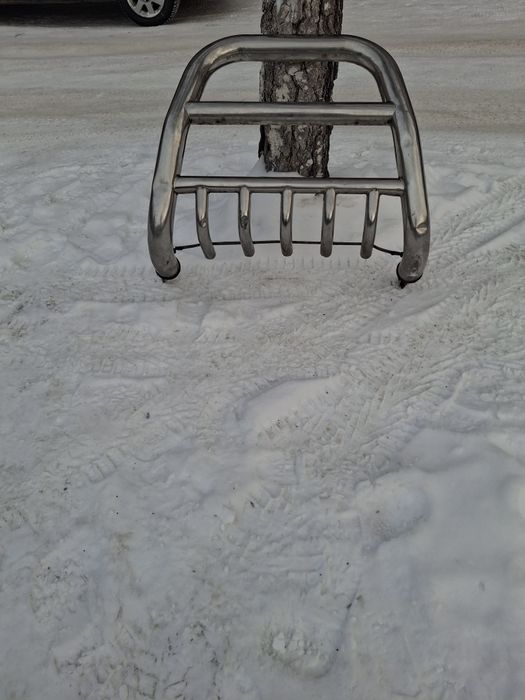 Продам кенгурятник в хорошем состоянии