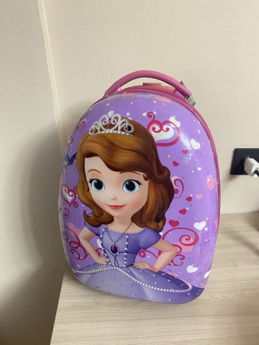 Детский чемодан качественный