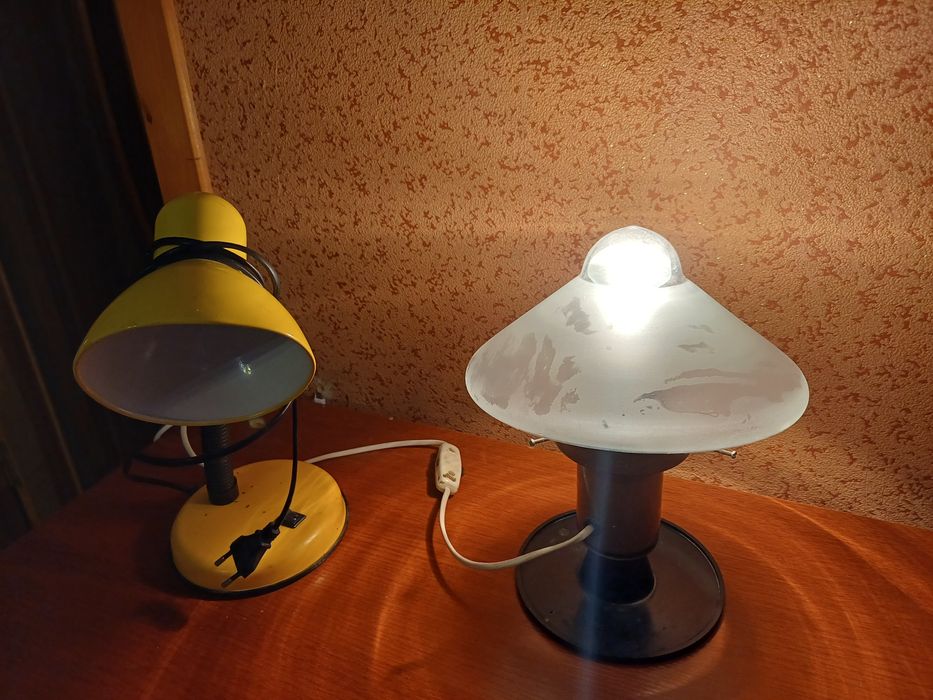 Продам лампы настольные