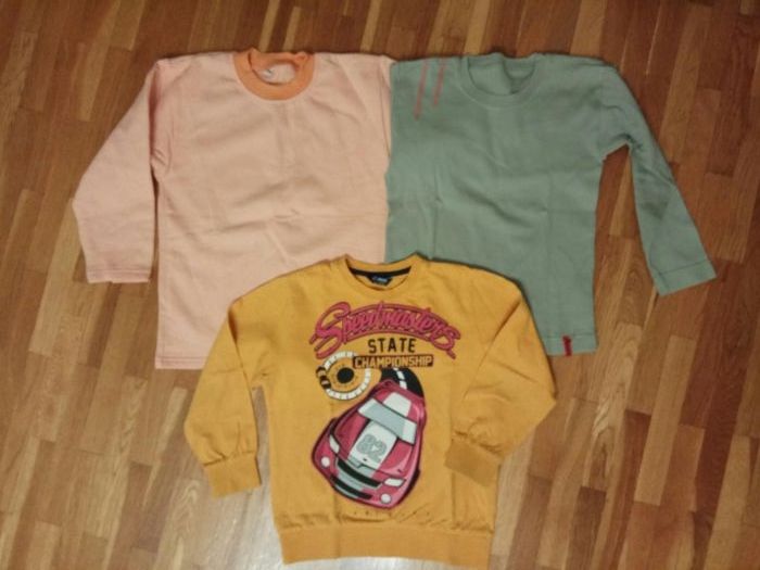 Две блузи за р.110-116 за 5 лв