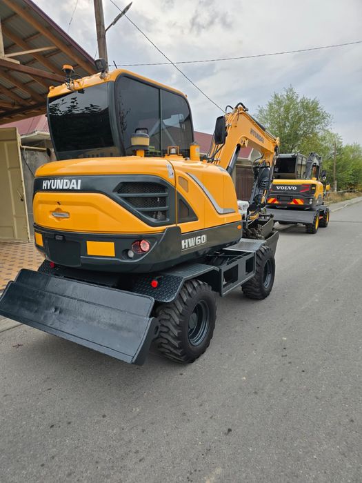 Экскаватор малютка услуги