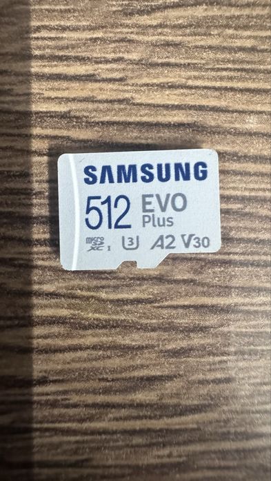 Сд карта на 512 гб Samsung