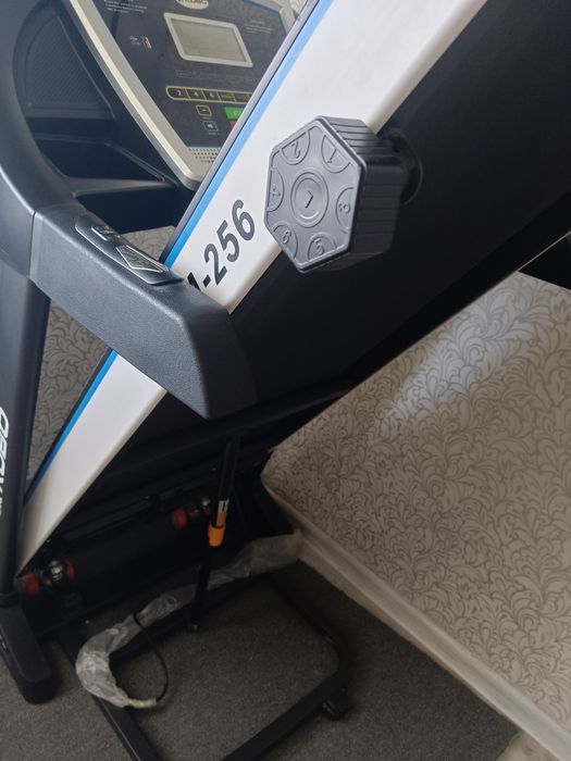 Продам беговую дорошку