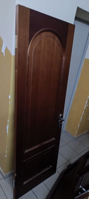 Двери качественные в отличном состоянии