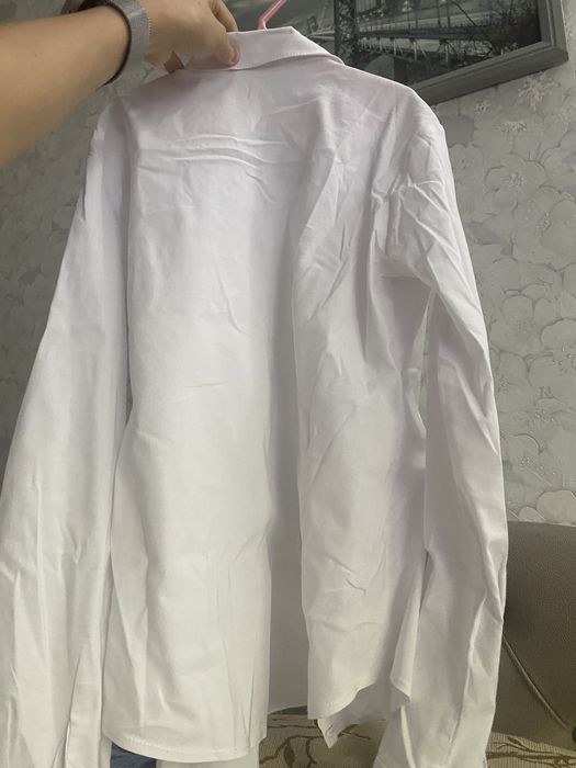 Рубашка для девочек в отличном состоянии