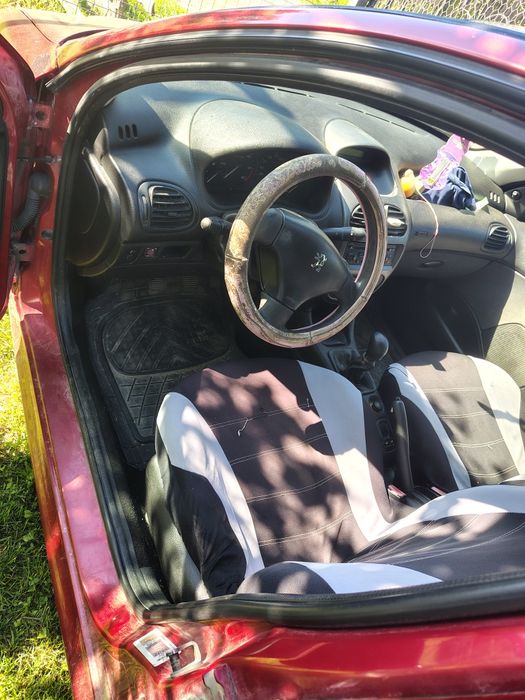 Se vinde Peugeot