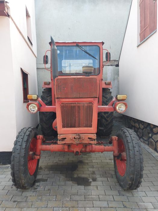 Tractor și utilaje