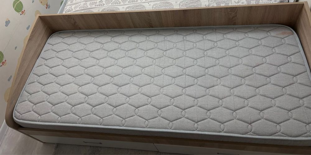 кровать белорусская